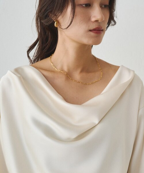 LOUNGEDRESS(ラウンジドレス)の「ドレープブラウス(シャツ/ブラウス・レディース・オフホワイト/ブラック・FREE)」の15枚目の写真