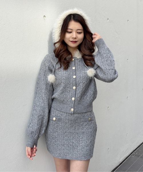 one way（ワンウェイ）の「ファー付きケーブルパーカー（パーカー・レディース・ブラック/ベージュ/グレー・FREE）」の17枚目の写真