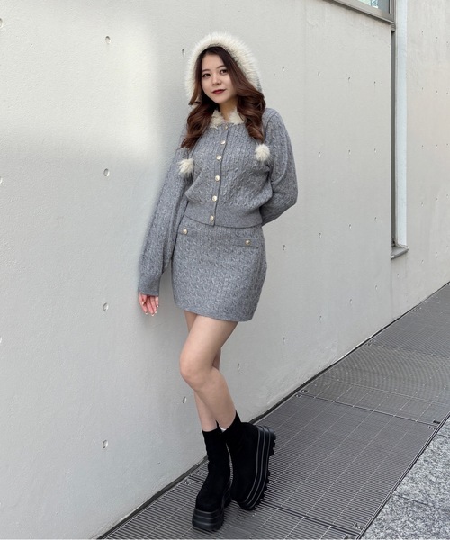 one way（ワンウェイ）の「ファー付きケーブルパーカー（パーカー・レディース・ブラック/ベージュ/グレー・FREE）」の19枚目の写真