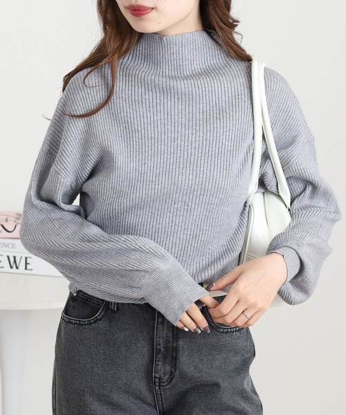 Ree&Mee(リーアンドミー)の「Ree&Mee 洗濯機で洗える ふんわり やさしい着心地 ミルキーニット バルーン袖 ボトルネック リブ ニット(ニット/セーター・レディース・ブラック/レッド/ピンク/グレー/オフホワイト・M/L)」の14枚目の写真