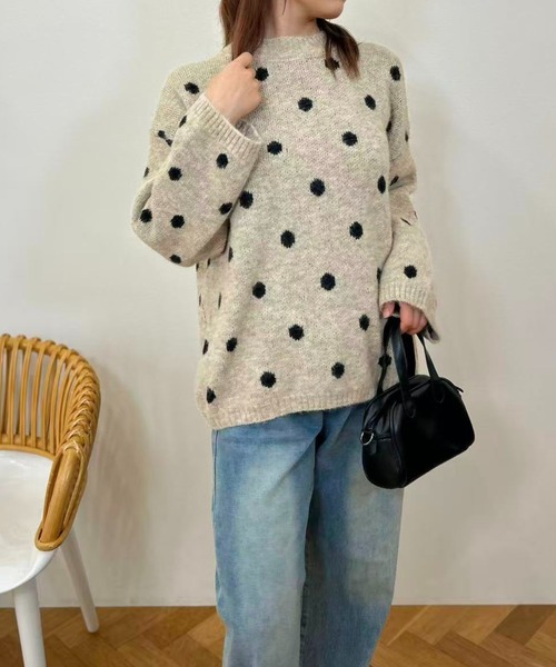 mebole(メボレ)の「Cozy Dot Sweater(ニット/セーター・レディース・ベージュ/グレー・FREE)」の9枚目の写真