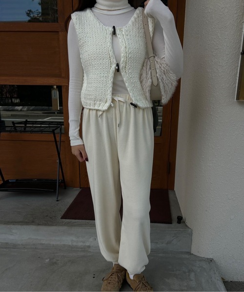 lawgy(ラウジー)の「brushed string rafu jogger pants / ブラッシュドストリングラフジョガーパンツ(その他パンツ・レディース・グレー/アイボリー/ブラック・FREE)」の16枚目の写真
