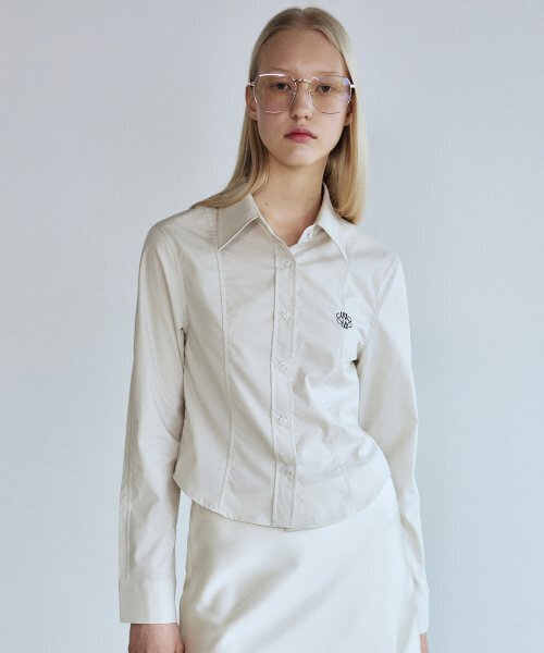 NICK&NICOLE(ニックアンドニコール)の「MINIMAL PINTUCK WRINKLE FREE SHIRT_BEIGE(シャツ/ブラウス・レディース・その他・MEDIUM/LARGE)」の1枚目の写真