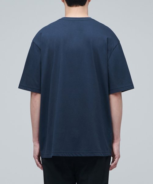MUSINSA STANDARD（ムシンサスタンダード）の「[クールタンダード] リラックスフィットクルーネックTシャツ [ターコイズ]（Tシャツ/カットソー・メンズ・その他・SMALL/MEDIUM/LARGE/X-LARGE/XX-LARGE/XXX-LARGE）」の4枚目の写真