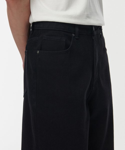 MUSINSA STANDARD（ムシンサスタンダード）の「裏起毛ワイドデニムパンツ[ブラック]（デニムパンツ・メンズ・その他・40/38/42/36/34/32/30/31/33/26/27/28/29）」の5枚目の写真