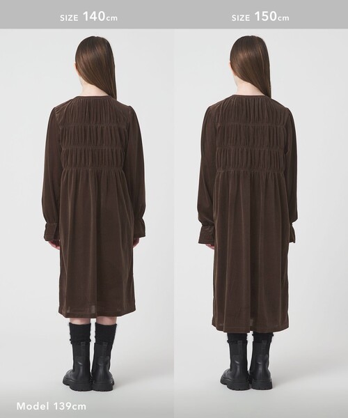 green label relaxing(グリーンレーベルリラクシング)の「シャーリング ワンピース / キッズ 110cm-160cm(ワンピース・キッズ・ダークブラウン/ケリーグリーン・110cm/160cm/120cm/130cm/150cm/140cm)」の15枚目の写真