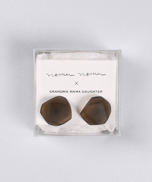 GRANDMA MAMA DAUGHTER(グランマママドーター)の「【KS】【nemu nemu×GRANDMA MAMA DAUGHTER/ネムネム×グランドママドーター】stone ピアス(ピアス(両耳用)・レディース・イエロー系その他/グレー系その他・FREE)」の5枚目の写真