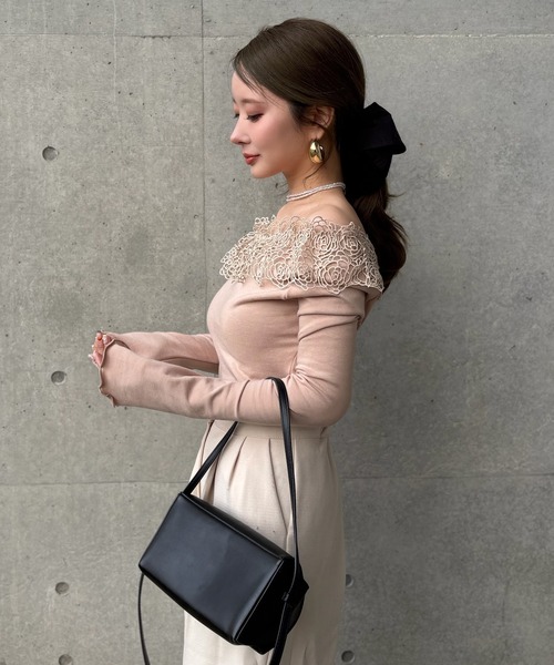 LAULEN(ローレン)の「asymmetry crochet lace tops /アシンメトリークロシェレーストップス(Tシャツ/カットソー・レディース・アイボリー/ピンク/マスタード・FREE)」の3枚目の写真