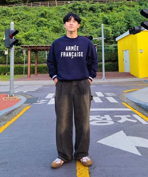 DIMITRI BLACK(ディミトリブラック)の「バイオウォッシングワイドカーペンターデニムパンツ_ダストブラック(デニムパンツ・レディース・その他・SMALL/MEDIUM/LARGE/X-LARGE/XX-LARGE)」の2枚目の写真