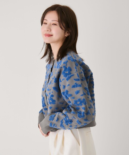 Jayro（ジャイロ）の「モール花柄ショートカーディガン（カーディガン/ボレロ・レディース・グレー/ホワイト系その他3/ダークブラウン・M）」の6枚目の写真