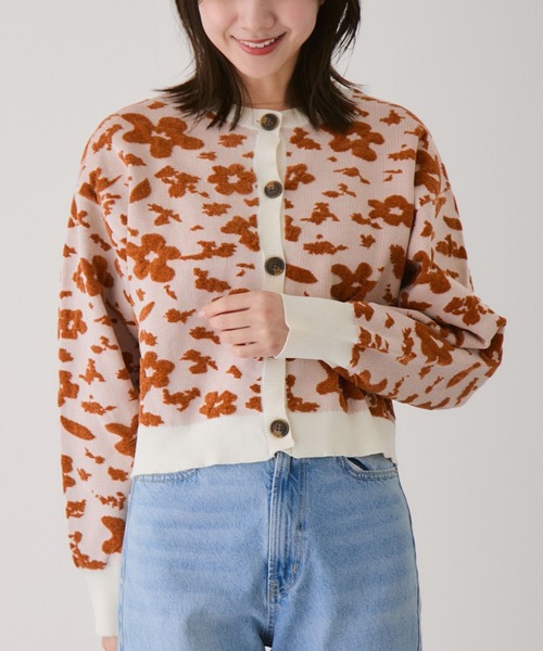 Jayro（ジャイロ）の「モール花柄ショートカーディガン（カーディガン/ボレロ・レディース・グレー/ホワイト系その他3/ダークブラウン・M）」の2枚目の写真