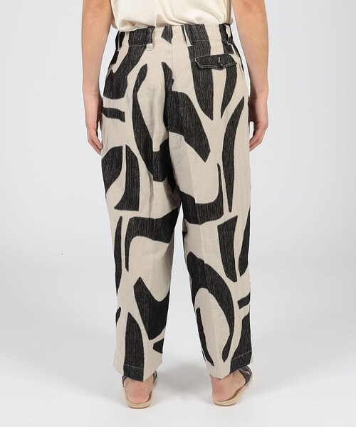 HAVERSACK（ハバーザック）の「HAVERSACK ATTIRE リネンコットン 総柄パンツ（その他パンツ・メンズ・グレー系その他・S）」の5枚目の写真