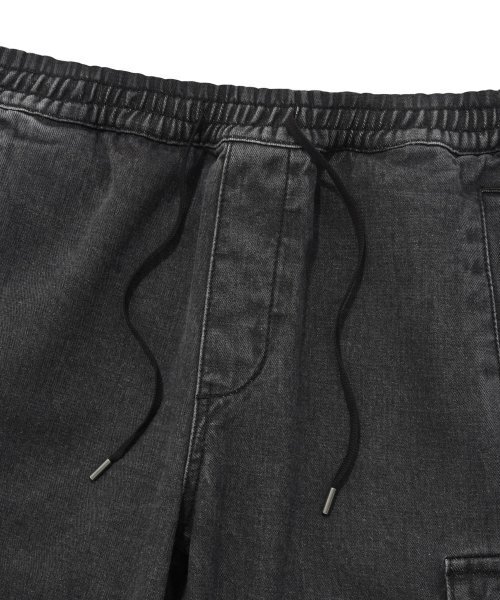 COVERNAT(カバーナット)の「デニムカーゴジョガーパンツブラック(デニムパンツ・レディース・その他・MEDIUM/LARGE/SMALL)」の8枚目の写真