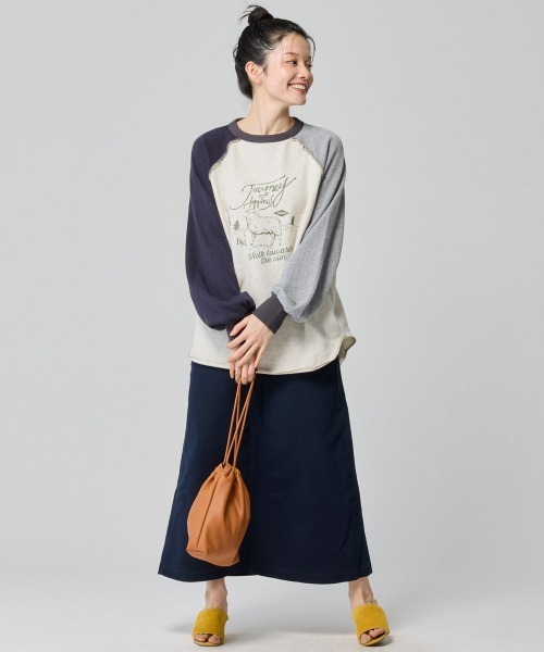 KRIFF MAYER Lady's Collection(クリフメイヤーレディースコレクション)の「のび~る裏毛 異素材切替ラグランスウェット / プルオーバー(ストレッチ・サーマル・ヴィンテージ風)(スウェット・レディース・オートミール/チャコール/カラフル/ピンク・MEDIUM/LARGE)」の7枚目の写真