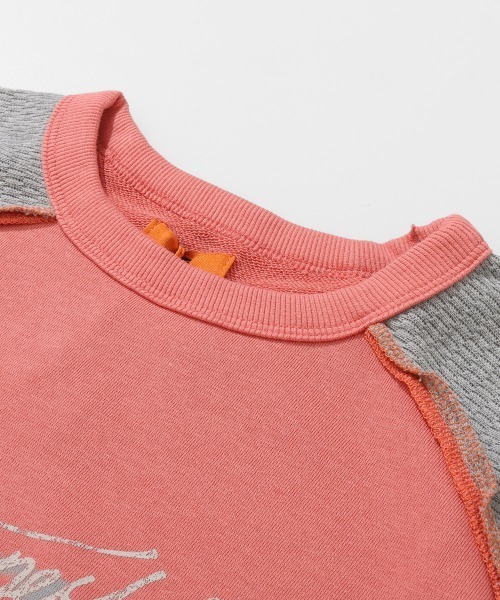 KRIFF MAYER Lady's Collection(クリフメイヤーレディースコレクション)の「のび~る裏毛 異素材切替ラグランスウェット / プルオーバー(ストレッチ・サーマル・ヴィンテージ風)(スウェット・レディース・オートミール/チャコール/カラフル/ピンク・MEDIUM/LARGE)」の11枚目の写真