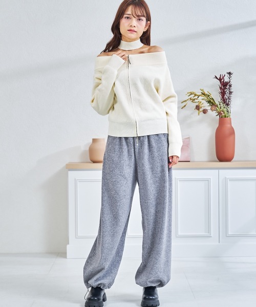 MISCH MASCH(ミッシュマッシュ)の「ZOZO限定 チョーカー付きダブルジップオフショルニット(ニット/セーター・レディース・アイボリー/ネイビー・フリ-)」の7枚目の写真