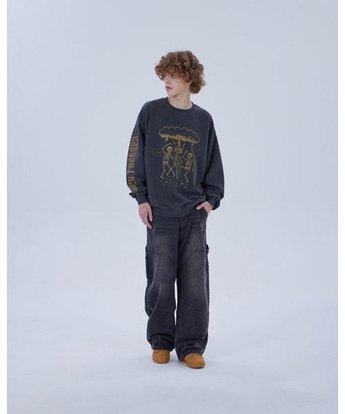 DYSFUNCT(ディスファンクト)の「SHOCK THERAPY PIGMENT SWEATSHIRT (CHARCOAL)(スウェット・メンズ・その他・MEDIUM/LARGE/X-LARGE)」の8枚目の写真
