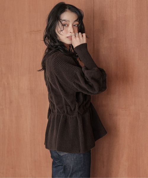 SUGAR BISKET(シュガービスケット)の「モヘヤタッチ ペプラムニットカーディガン(ニット/セーター・レディース・グレー/ブラック/アイボリー/ブラウン・フリー)」の15枚目の写真
