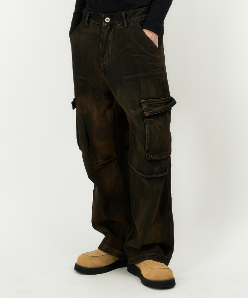 DWSE(ディーダブリューエスイー)の「ブラシドカーゴワイドパンツ(ブラウン)(デニムパンツ・メンズ・その他・SMALL/MEDIUM/LARGE/X-LARGE)」の2枚目の写真