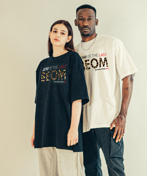BEOM(ボム)の「韓国 ロゴ オーバーサイズ Tシャツ ブラック(Tシャツ/カットソー・メンズ・その他・1/2)」の6枚目の写真