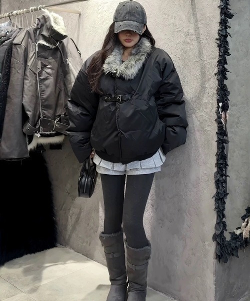 almo（アルモ）の「【LAMPOON】ベルテッドファーブルゾン（ブルゾン・レディース・ブラック・LARGE/MEDIUM）」の11枚目の写真