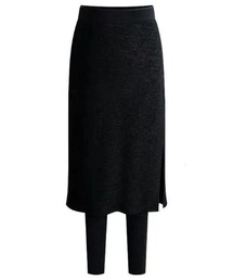 I.O.E（アイオイ）の「レギンス一体型スマートスカート（レギンス/スパッツ）」