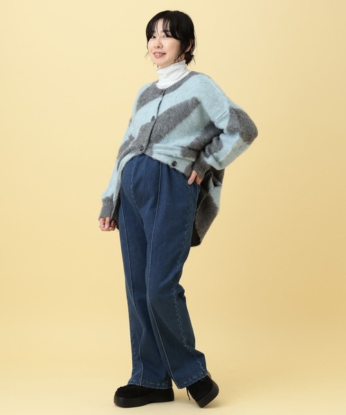 LEPSIM（レプシィム）の「【産前・産後対応】マタニティ／裏起毛デニムフレアパンツ　625611（マタニティウェア/グッズ・レディース・ライトブルー/ブルー・FREE）」の7枚目の写真