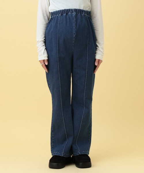 LEPSIM（レプシィム）の「【産前・産後対応】マタニティ／裏起毛デニムフレアパンツ　625611（マタニティウェア/グッズ・レディース・ライトブルー/ブルー・FREE）」の9枚目の写真