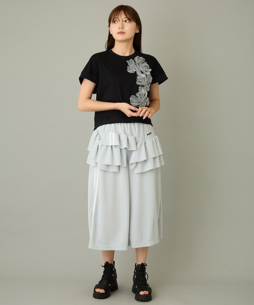AVIE（アビィ）の「【mien】フラワーモチーフTee（Tシャツ/カットソー・レディース・ブラック・38）」の8枚目の写真