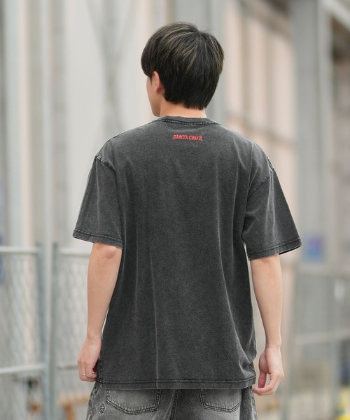 SANTA CRUZ(サンタクルーズ)の「SANTA CRUZ/サンタクルーズ メンズ 半袖 Tシャツ SC VINTAGE S/S TEE ムラサキ限定 502262407(Tシャツ/カットソー・メンズ・ブラック/ブラック系その他/ブラック系その他2・XL/L/M)」の5枚目の写真