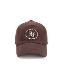 ULUK（ユルク）の「ルシダc刺繍コットンボールキャップ_brown（キャップ）」