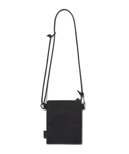 MUSINSA STANDARD（ムシンサスタンダード）の「コーデュラミニサコッシュ[ブラック]（メッセンジャーバッグ・レディース・その他・FREE）」の2枚目の写真