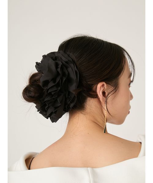 FRAY I.D（フレイアイディー）の「ボリュームフリルシュシュ（シュシュ・レディース・ブラック/ピンク/ドット・F）」の4枚目の写真