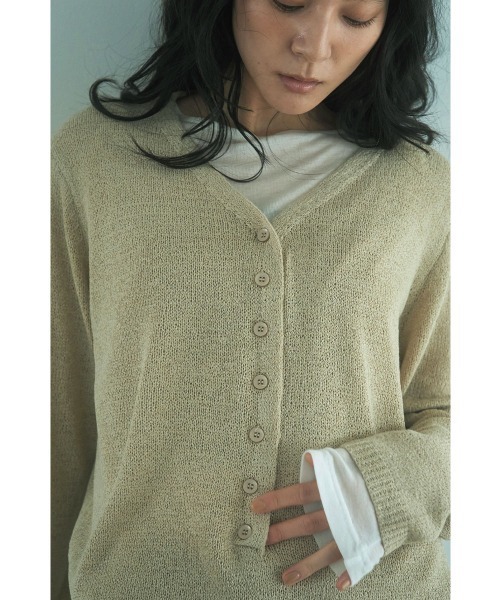 marjour（マージュール）の「NUANCE OVERSIZED HENRY KNIT（ニット/セーター・レディース・グレー/ベージュ・M）」の14枚目の写真