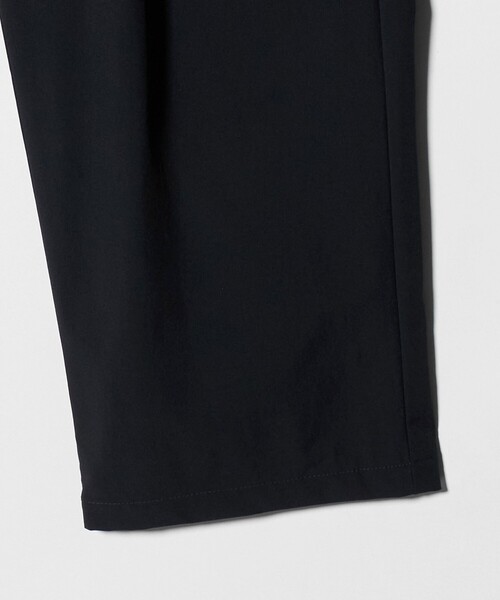 UNITED ARROWS（ユナイテッドアローズ）の「ウェザーコンフォート 2プリーツ バルーン テーパード イージーパンツ 撥水 ストレッチ（その他パンツ・メンズ・ネイビー・L/M/S/XL）」の13枚目の写真