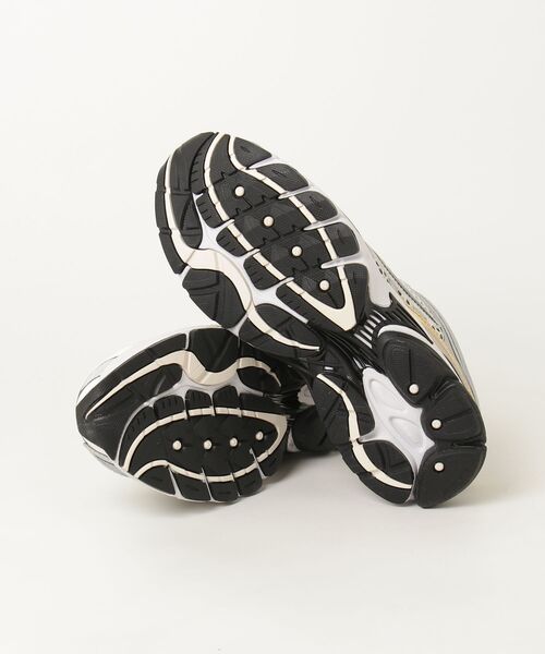 Saucony（サッカニー）の「サッカニー 【SAUCONY】 -　スニーカー【PROGRID OMNI9 OG SILVER/GOLD OG S70739-9】（スニーカー・メンズ・シルバー×ブラック・27.0cm/26.5cm）」の3枚目の写真