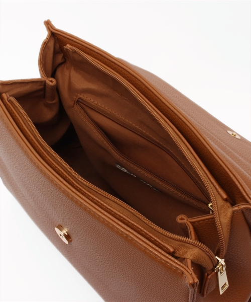 mystic（ミスティック）の「【mystic】フラップ2WAYBAG（トートバッグ・レディース・キャメル/ベージュ/ブラック・ﾌﾘ-）」の11枚目の写真