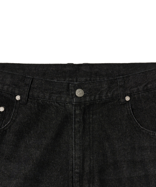 BROWNBREATH(ブラウンブレス)の「SPEAKER STRAIGHT PATCH JEAN - BLACK(デニムパンツ・レディース・その他・M/S/XL/L)」の3枚目の写真