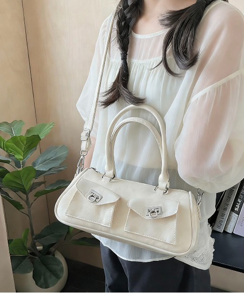 FINEnough(ファインナフ)の「ダブルポケット2WAYショルダーバッグ/合皮素材ハンドバッグ(ショルダーバッグ・レディース・ホワイト/ブラック/ブラウン/キャメル・FREE)」の11枚目の写真