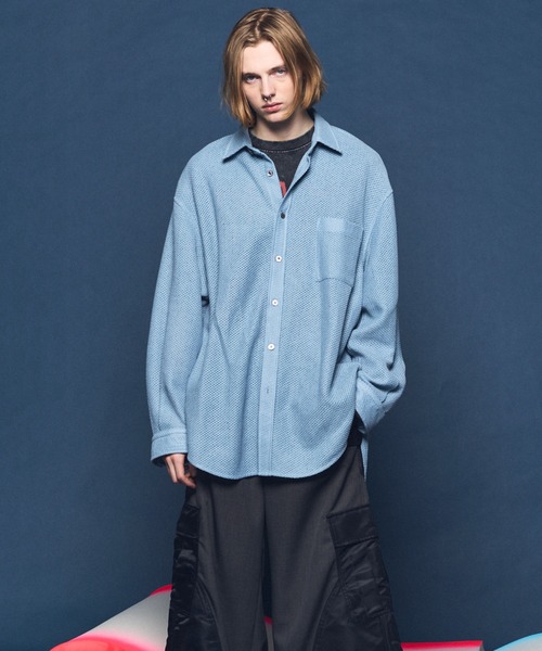 MAISON SPECIAL（メゾンスペシャル）の「《UNISEX》Gima Mesh Russell Maxi Regular Collar Shirts Coat/ギマメッシュラッセルプライムオーバーシャツコート【MAISON SPECIAL/メゾンスペシャル】（シャツ/ブラウス・メンズ・サックスブルー/グレイッシュベージュ/ブラック・2/1/0）」の15枚目の写真