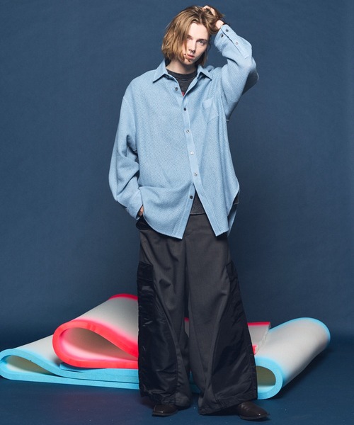 MAISON SPECIAL（メゾンスペシャル）の「《UNISEX》Gima Mesh Russell Maxi Regular Collar Shirts Coat/ギマメッシュラッセルプライムオーバーシャツコート【MAISON SPECIAL/メゾンスペシャル】（シャツ/ブラウス・メンズ・サックスブルー/グレイッシュベージュ/ブラック・2/1/0）」の8枚目の写真