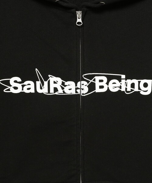 BEAMS T(ビームスティー)の「SauRas Being / SAU LOGO ZIP HOODIE(パーカー・メンズ・ブラック・L/XL/M)」の4枚目の写真