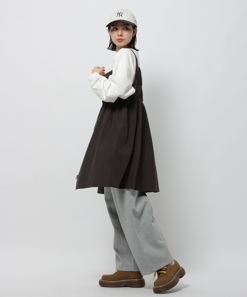niko and...（ニコアンド）の「2WAYギャザージャンパースカート（ジャンパースカート・レディース・カーキ/チャコール/ベージュ・MEDIUM）」の5枚目の写真