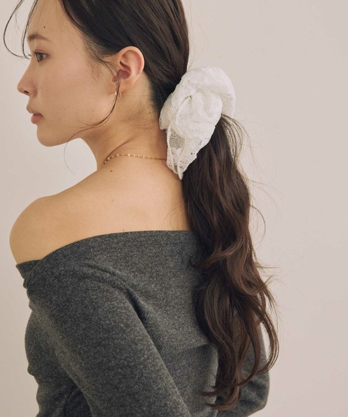 ACYM(アシーム)の「カフスリーブオフショルニット(ニット/セーター・レディース・チャコールグレー/アイボリー/ピンク・FREE)」の10枚目の写真