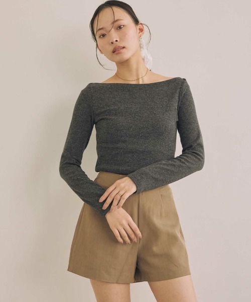 ACYM(アシーム)の「カフスリーブオフショルニット(ニット/セーター・レディース・チャコールグレー/アイボリー/ピンク・FREE)」の9枚目の写真