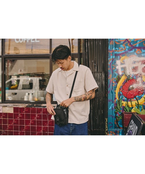 Aer（エアー）の「AER　Street Sling　/　AER-21075（ショルダーバッグ・メンズ・ブラック・FREE）」の21枚目の写真