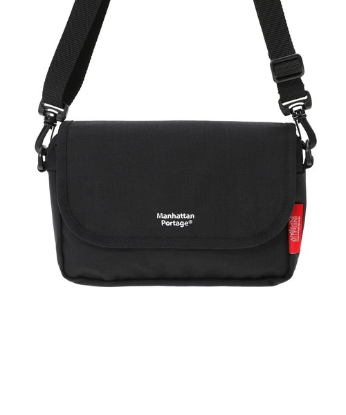 Manhattan Portage（マンハッタンポーテージ）の「Cobble Hill Far Rockaway Bag Magnet（ショルダーバッグ・メンズ・ブラック・X-SMALL）」の2枚目の写真