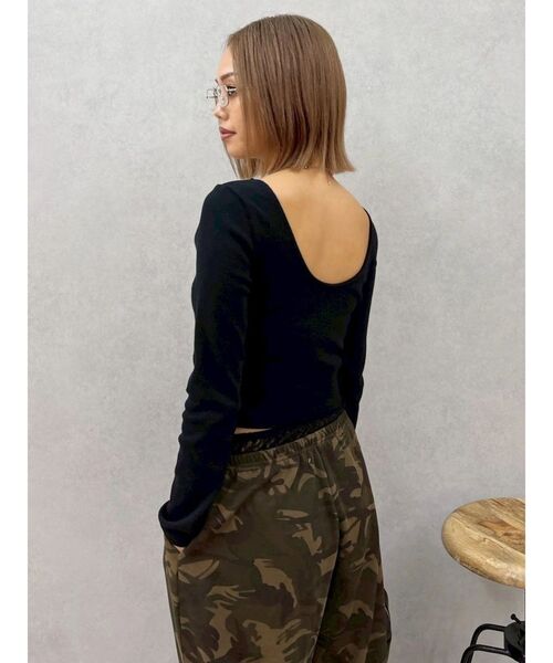 EVRIS（エヴリス）の「バックオープンショートリブトップス（Tシャツ/カットソー・レディース・ホワイト/その他1/ブラック・FREE）」の21枚目の写真