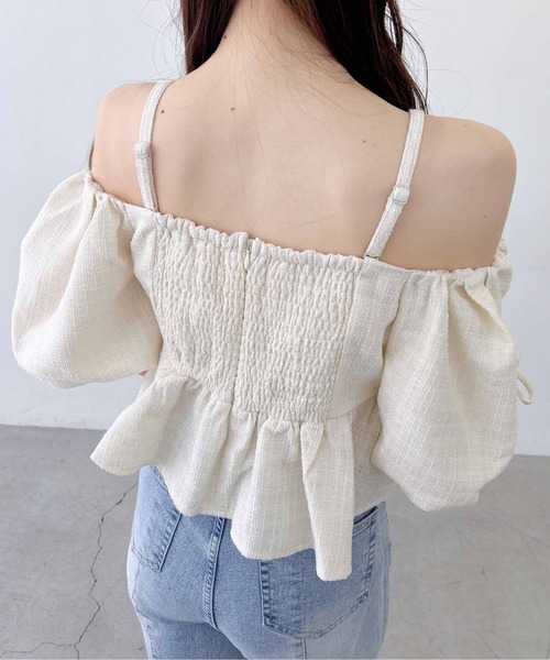 INGNI(イング)の「【WEB限定】ツイードペプラムオフショルブラウス(シャツ/ブラウス・レディース・ブラック/アイボリー/ピンク・M)」の7枚目の写真