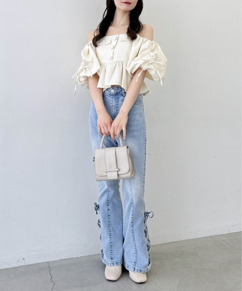 INGNI(イング)の「【WEB限定】ツイードペプラムオフショルブラウス(シャツ/ブラウス・レディース・ブラック/アイボリー/ピンク・M)」の9枚目の写真